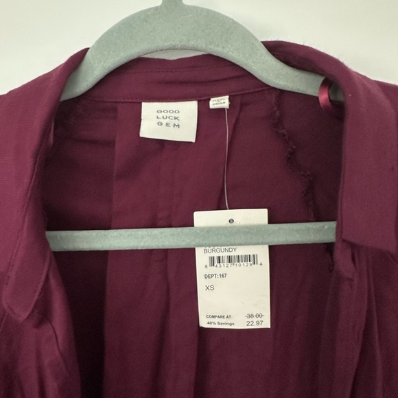 Good Luck Gem Maroon Front Tie Collared shirt - Picture 2 of 3